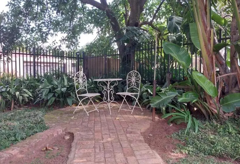 اتاق استاندارد, Lydiana Guesthouse