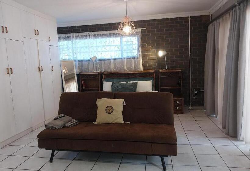 Номер Deluxe, Lydiana Guesthouse