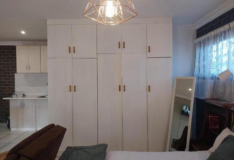 Номер Deluxe, Lydiana Guesthouse