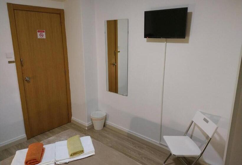 اتاق استاندارد, Pension132