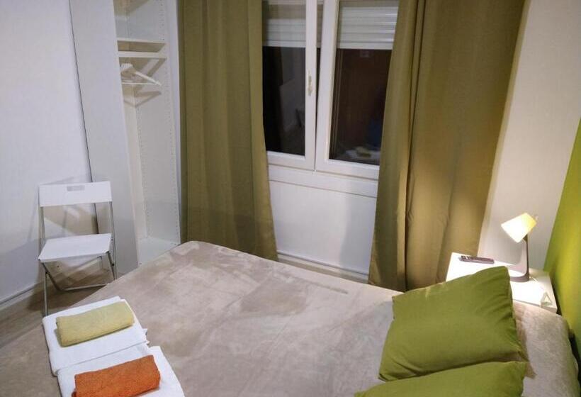 اتاق استاندارد, Pension132