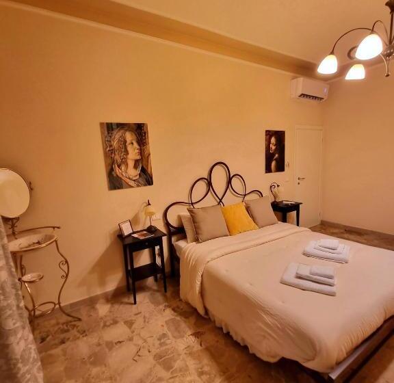 Стандартный внешний трехместный номер с ванной комнатой, B&b Le Rose Di Paola