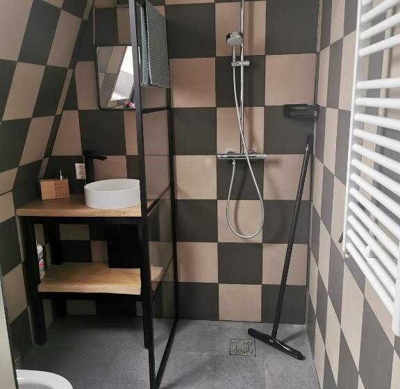 豪华房间, B&b Tasty