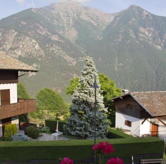 غرفة قياسية مطلة على الجبل, L Oura B&b