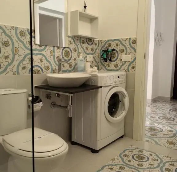 سوییت خانوادگی, Dimora D Estate