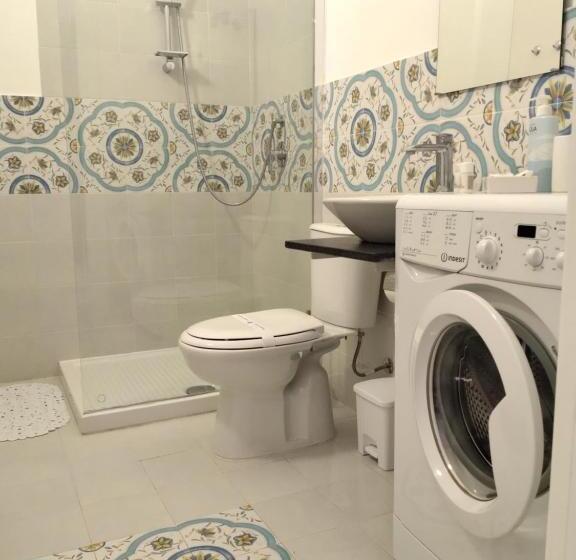 جناح عائلي, Dimora D Estate