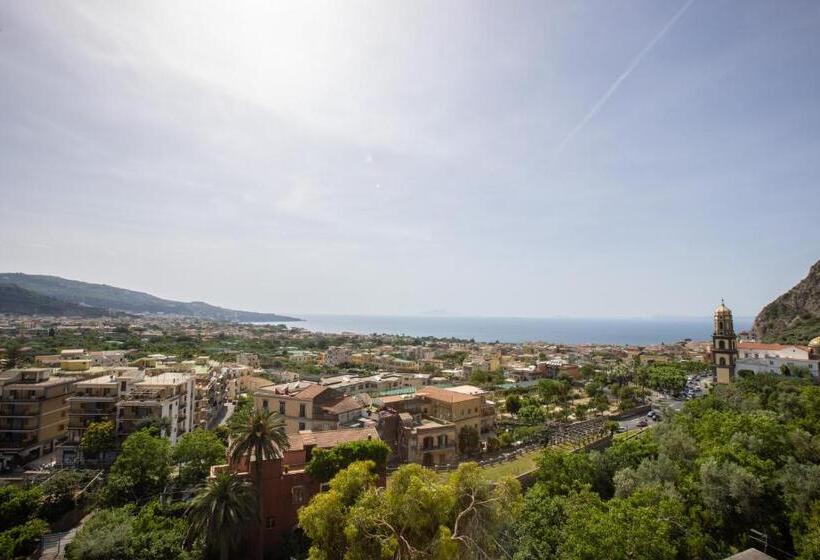 חדר משפחתי נוף לים, Lux Aurea