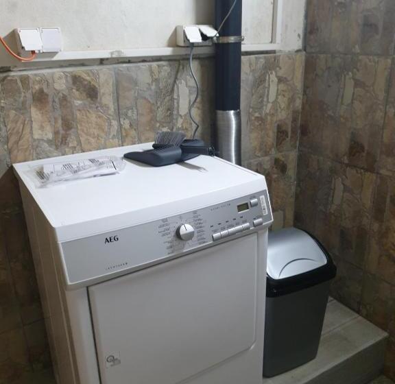 חדר בסיסי לשלושה, Bolero Suites