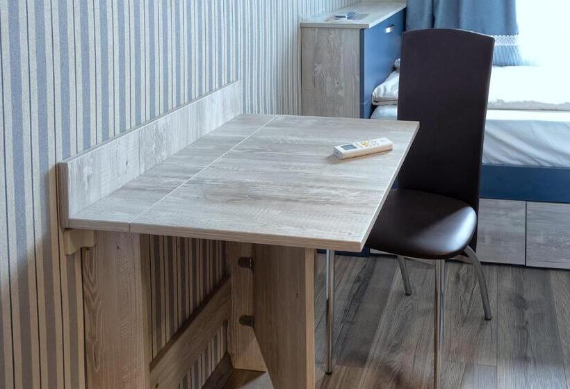 اتاق استاندارد یک نفره, Bolero Suites