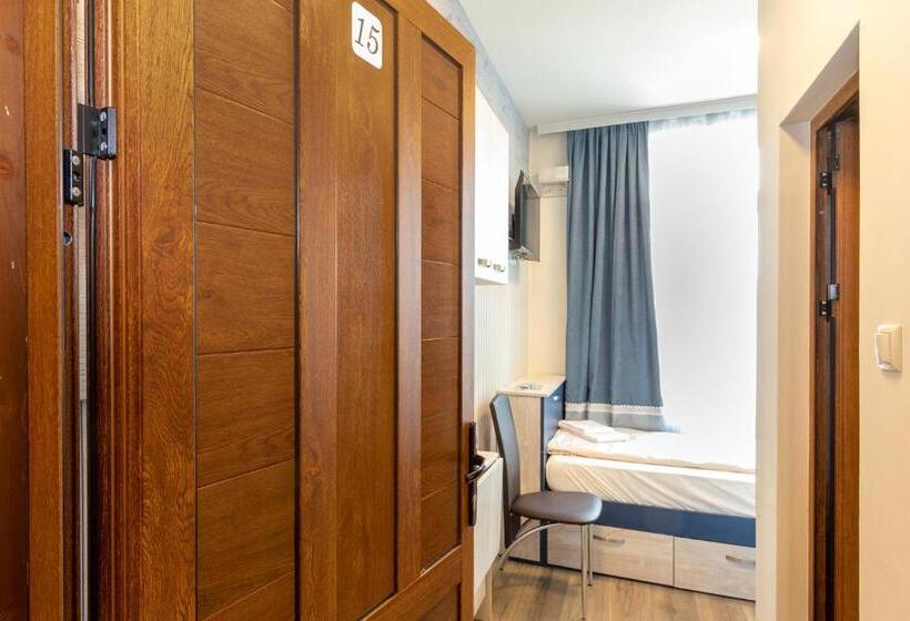 اتاق استاندارد یک نفره, Bolero Suites
