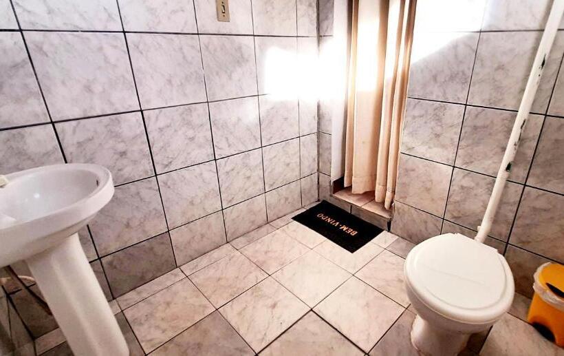 スタンダード４人部屋, Hospedagem Jabuti No Centro De São Jorge