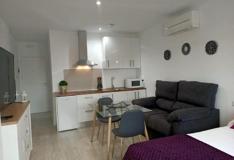 استودیوی استاندارد, Apartamentos Nayda Studio 1