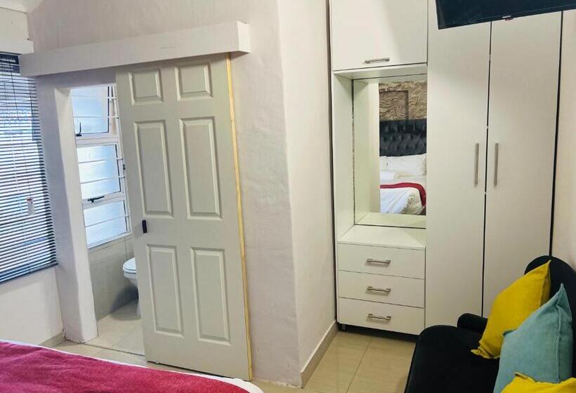 Quarto Deluxe, 36 Frere Road Shelly Beach , Margate