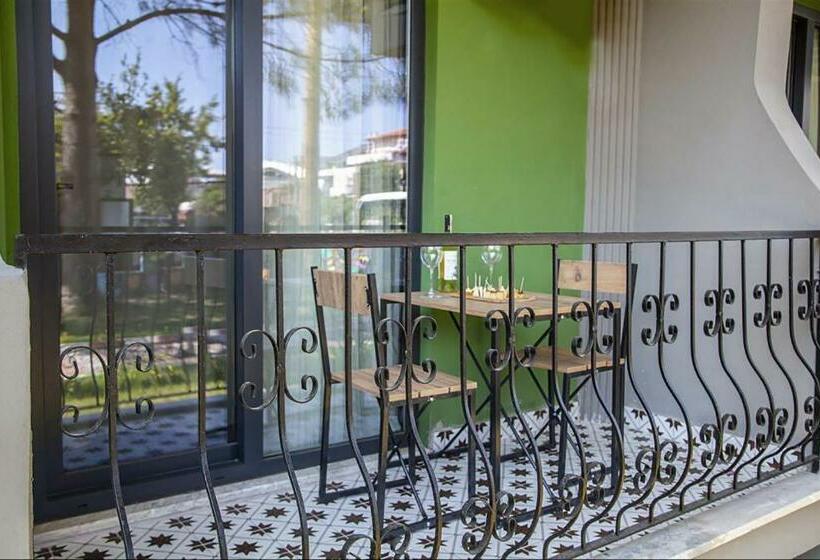 Номер Стандарт Трехместный, Smyrna Hotel Dalyan