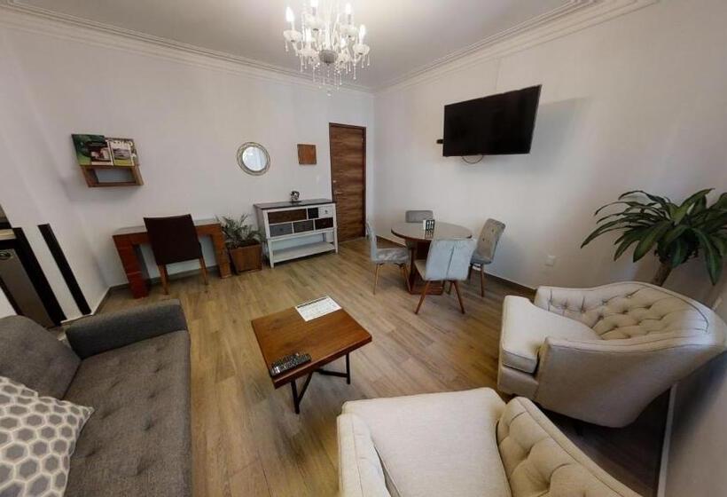 キングサイズベッドのスイートルーム, Tokio Suites