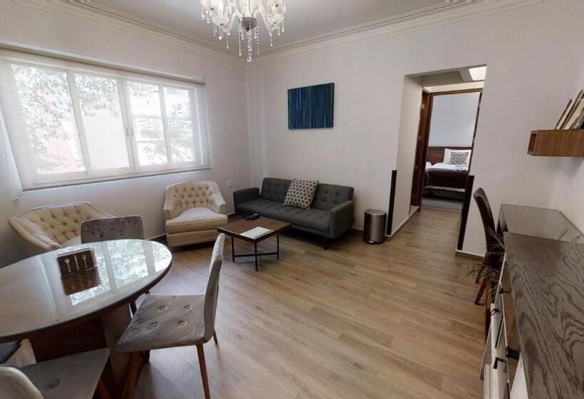 キングサイズベッドのスイートルーム, Tokio Suites