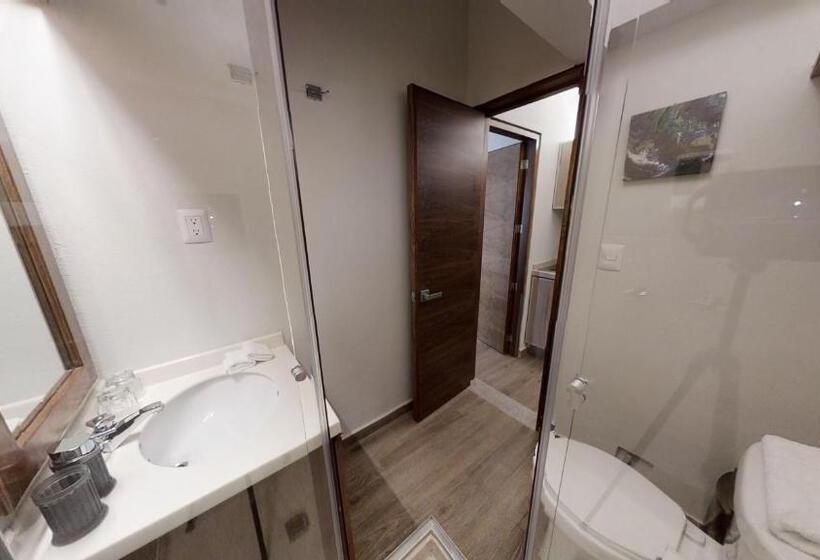 キングサイドベッドのスタンダードワンルーム, Tokio Suites