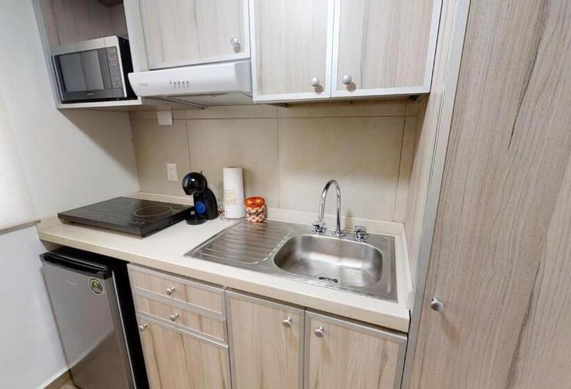 Suite Superior, Tokio Suites