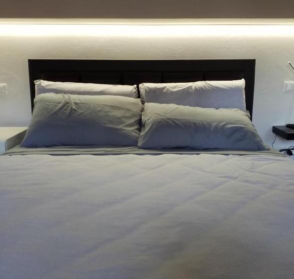 スタンダード4人部屋, Contemporary Rooms