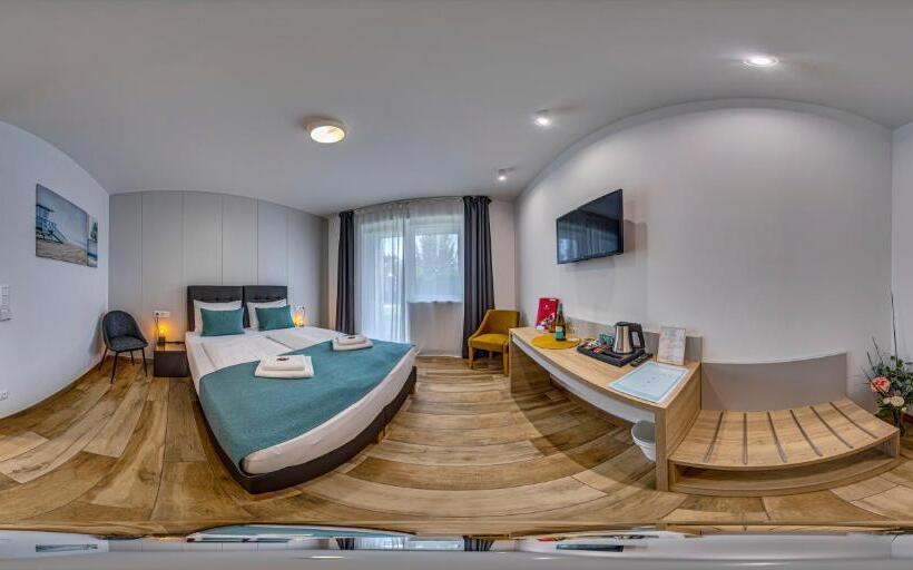 Номер Стандарт Вид на Бассейн, Villa7