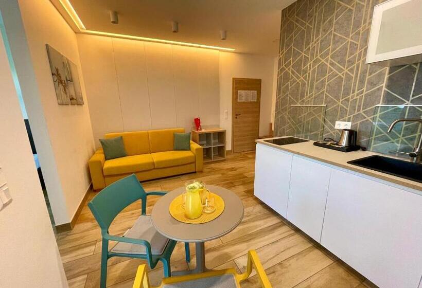 شقة غرفة واحدة مطلة على حمام السباحة, Villa7