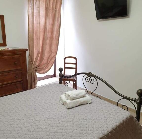 스탠다드 룸, Estia