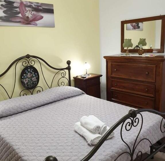 스탠다드 룸, Estia