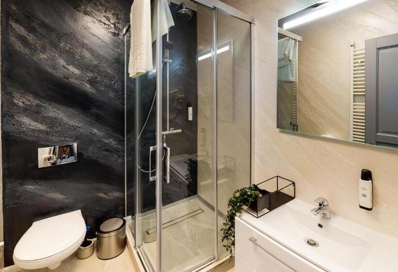 발코니가 있는 스위트, Angel Sofia