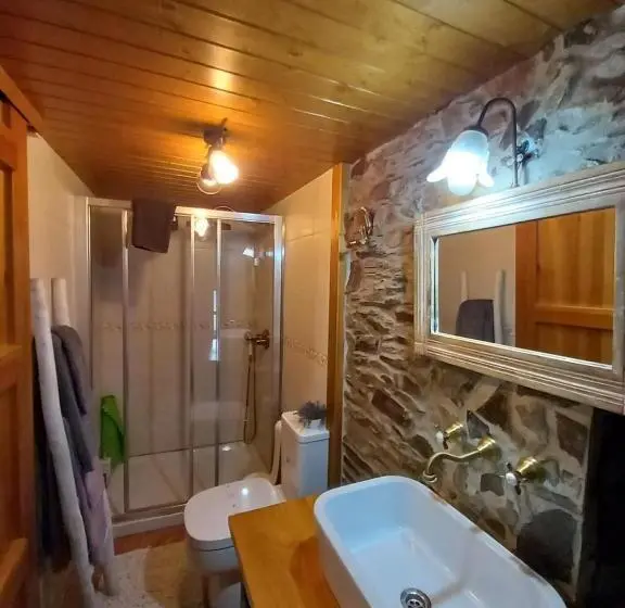 Talo 2 Makuuhuonetta, Talasnal Casas Da Urze Ter