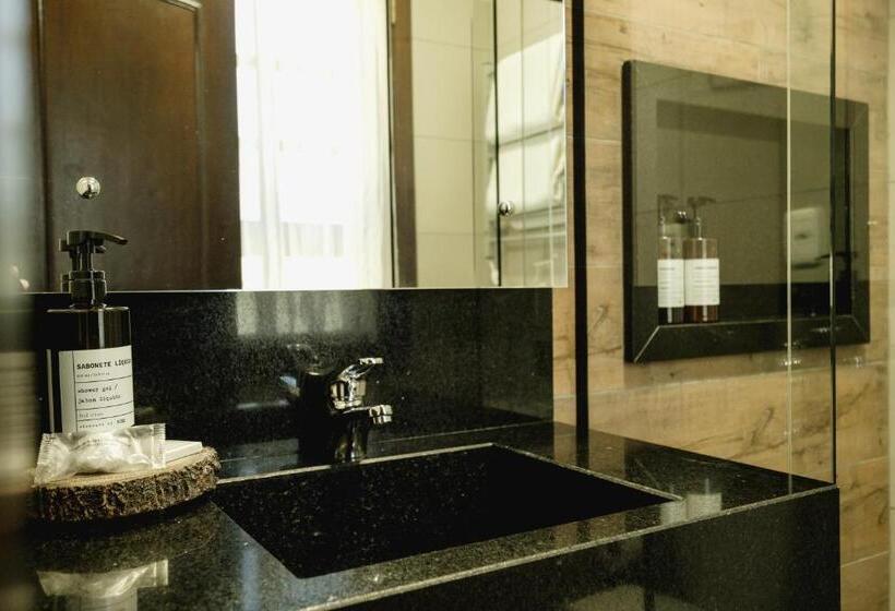 Люкс Вид на Сад, Malbec Casa