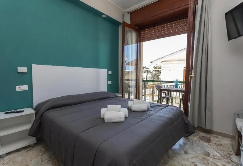 اتاق استاندارد با بالکن, Ad Un Passo Dal Mare