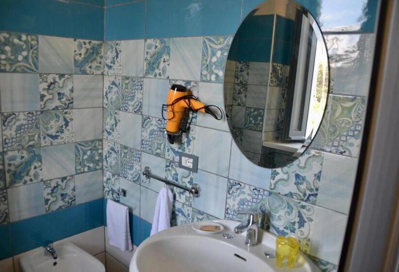 חדר סטנדרט לארבעה, Sperlonga Paradise Suites 500m Dal Mare Servizio Navetta Per Sperlonga Centro