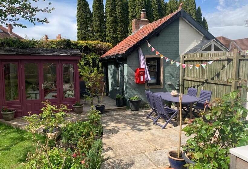 غرفة قياسية سرير كينج, The Garden Suite