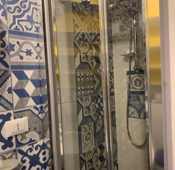 スタンダードルーム, Le Lanterne Di Terrasini