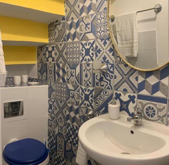 スタンダードルーム, Le Lanterne Di Terrasini