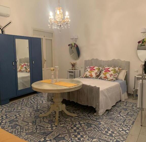 スタンダードルーム, Le Lanterne Di Terrasini