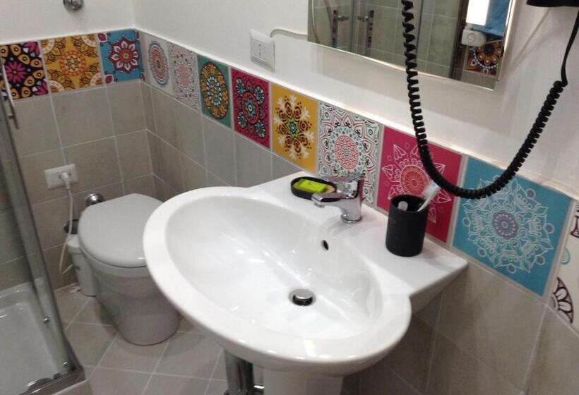 Pokój Standard z Hydromasażem, Luxury Suite Aurora