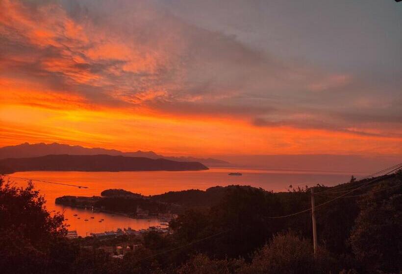 デラックストリプルルーム, Tenuta Di Venere