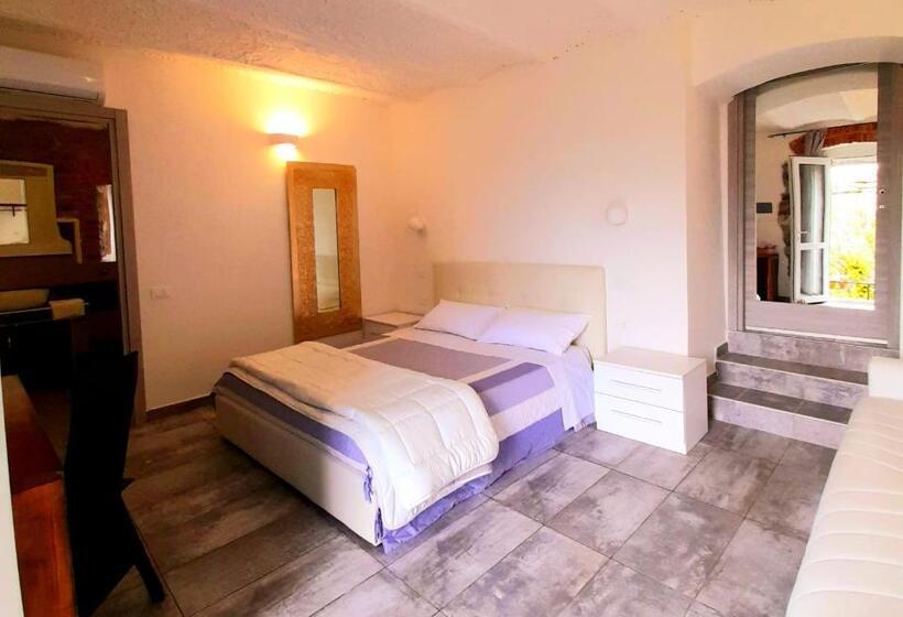 片側に海が見えるデラックスルーム, Tenuta Di Venere