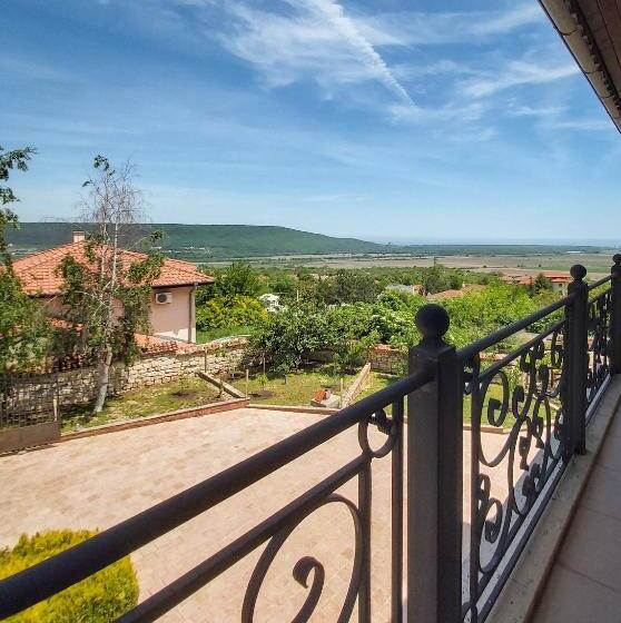 침실 1개 디럭스 아파트, Villa Makeli