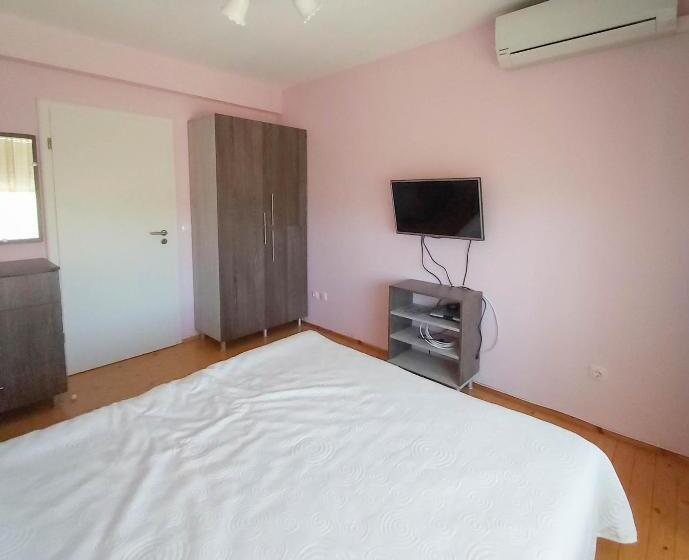 침실 1개 디럭스 아파트, Villa Makeli