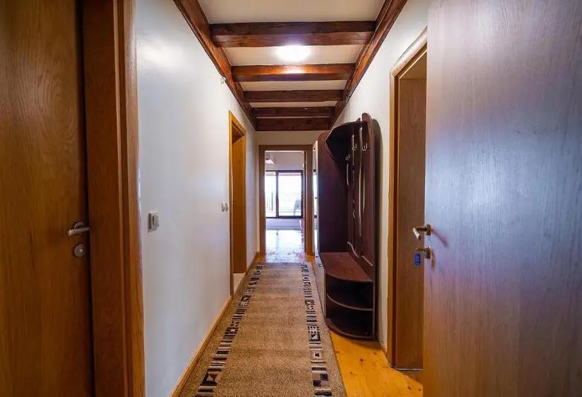 Appartamento Attico 1 Camera da letto, Villa Makeli