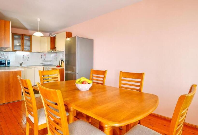 침실 1개 디럭스 아파트, Villa Makeli