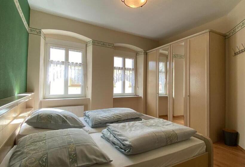 בית, 2 חדרי שינה, Winzerhaus Im Oberdorf   Fewo U Zimmer   Auch Kombinierbar