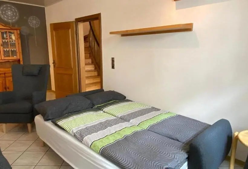 2ベッドルームハウス, Winzerhaus Im Oberdorf Fewo U Zimmer Auch Kombinierbar