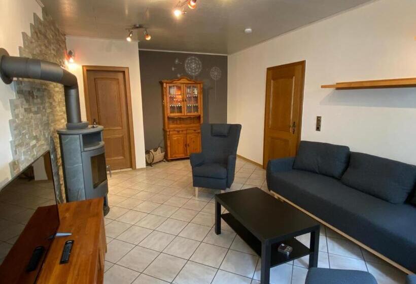 בית, 2 חדרי שינה, Winzerhaus Im Oberdorf   Fewo U Zimmer   Auch Kombinierbar