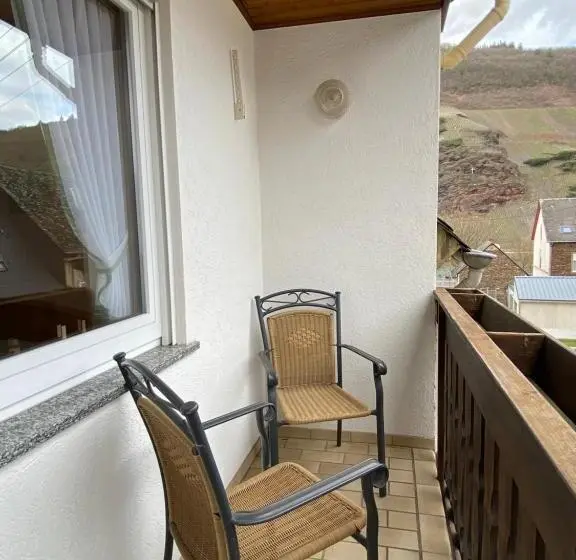 バルコニー付き1ベッドルームアパートメント, Winzerhaus Im Oberdorf Fewo U Zimmer Auch Kombinierbar
