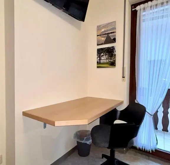 バルコニー付き1ベッドルームアパートメント, Winzerhaus Im Oberdorf Fewo U Zimmer Auch Kombinierbar