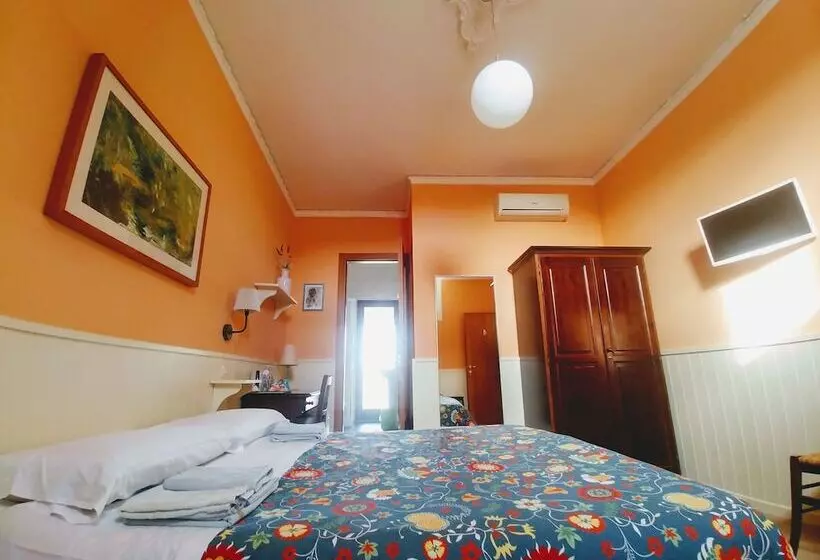 اتاق استاندارد سه نفره, Casa Di Pam