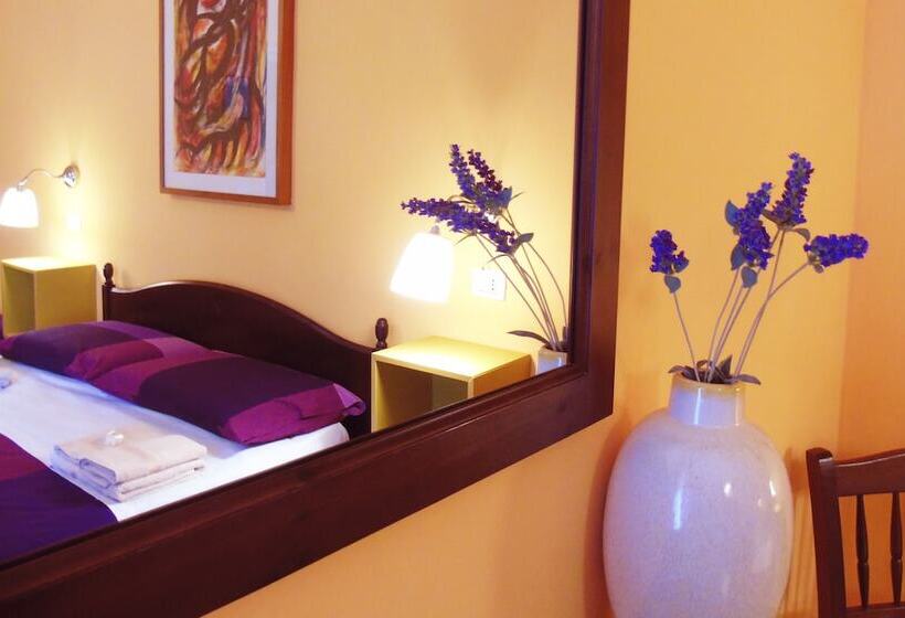 标准三人间, Casa Di Pam